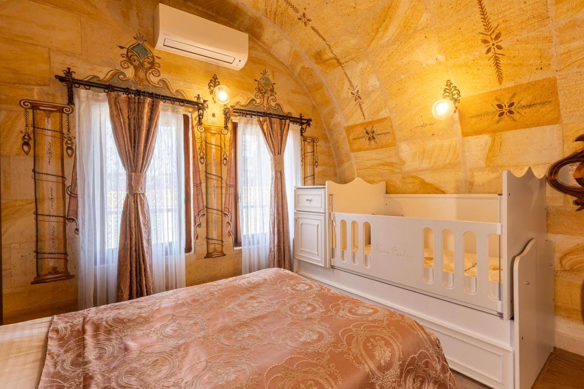 Walnut House Hotel Гьореме Екстериор снимка