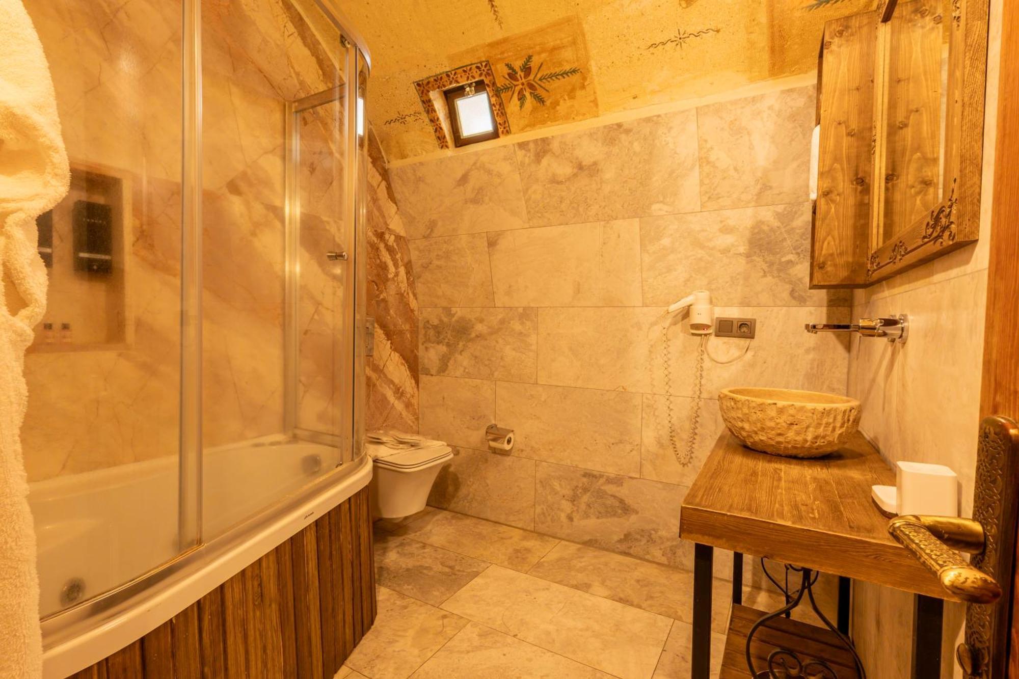 Walnut House Hotel Гьореме Екстериор снимка