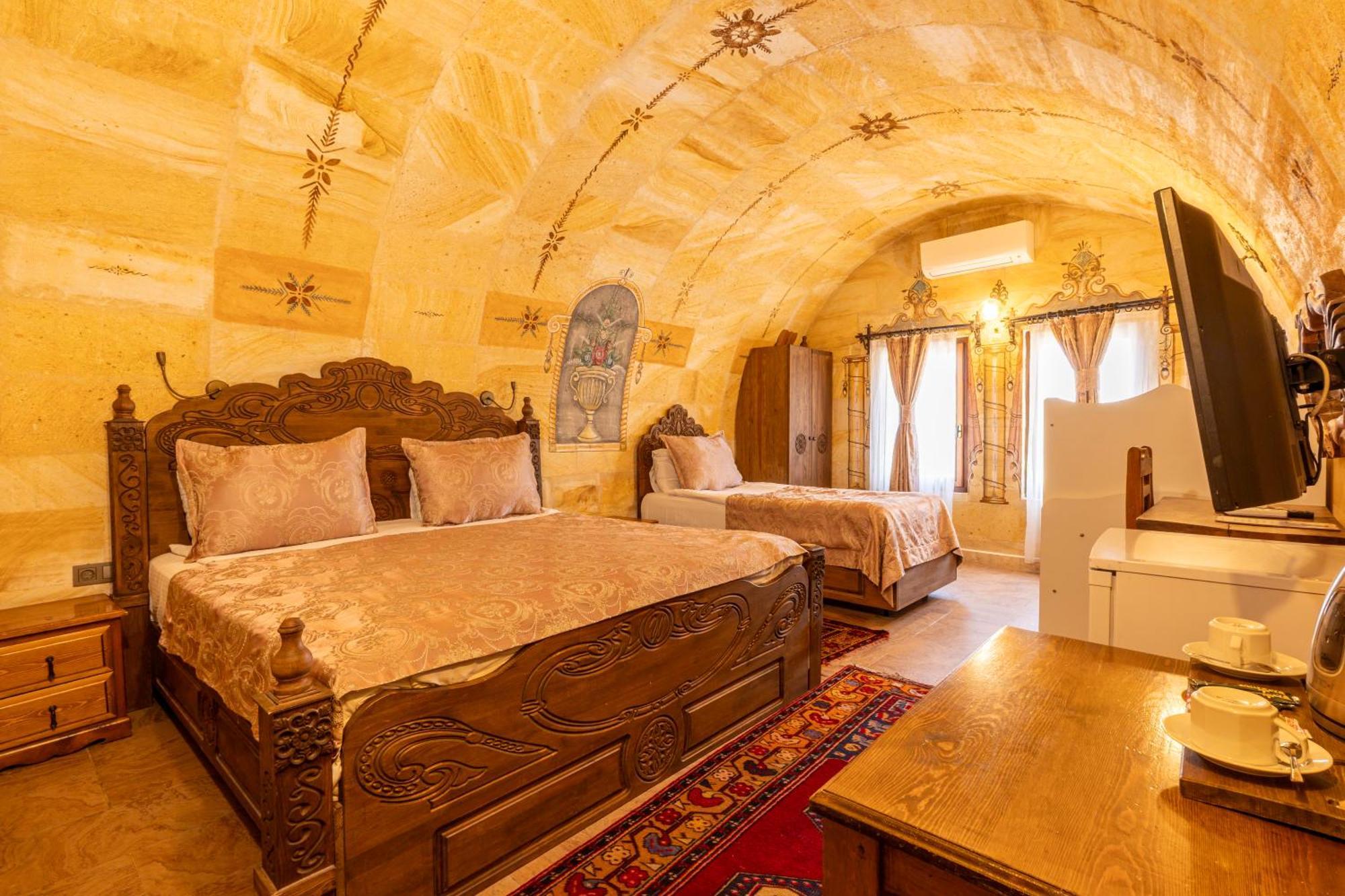 Walnut House Hotel Гьореме Екстериор снимка